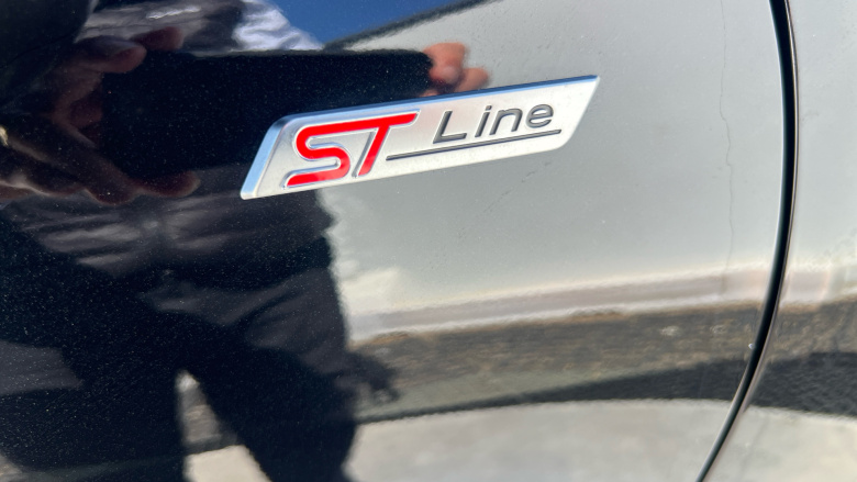 Ford Kuga 2.5 FHEV ST-Line 5dr CVT Hybrid Estate